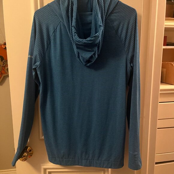 Ascend Sweater Women Small Blue Striped Pullover Lightweight Long Sleeve Hoodie - Picture 2 of 3